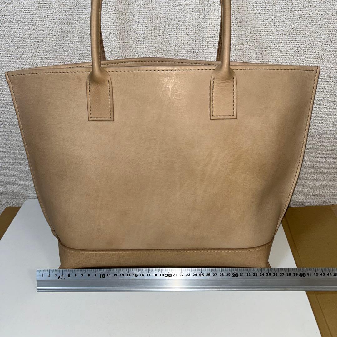 革好きに！　素仕上げベジタブルタンニン鞣し革のトートバッグ　エイジング