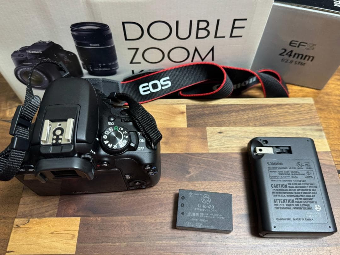 Canon EOS Kiss X7 ダブルズームキット+EF-S 24mmレンズ