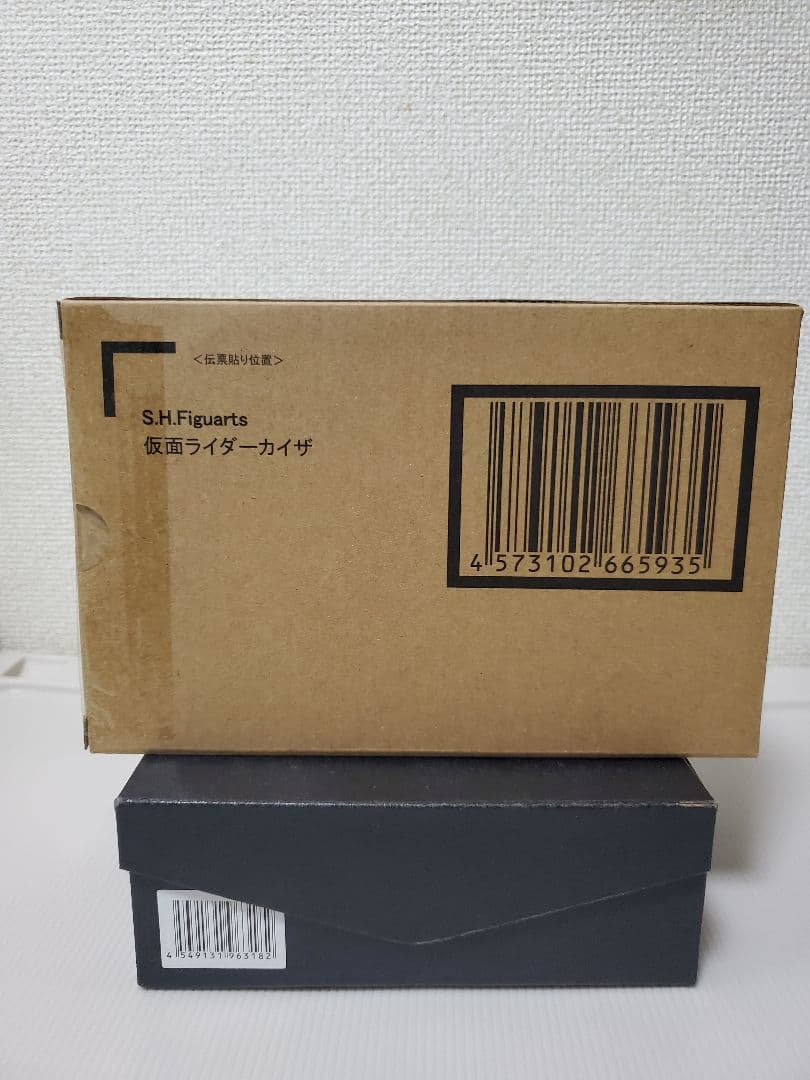 ✨新品、未使用✨　真骨頂　S.H.Figuarts 仮面ライダーカイザ