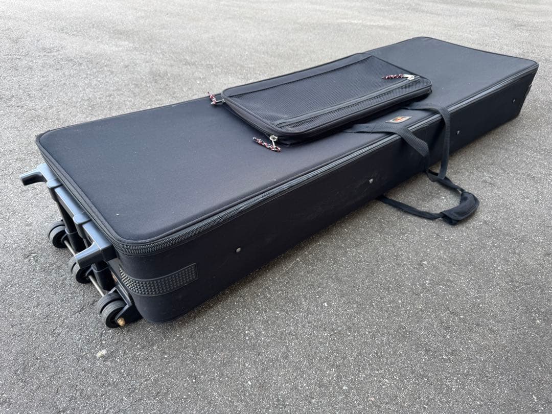 GATORの88鍵電子ピアノ用ケース。ジャンク扱いでお願いします