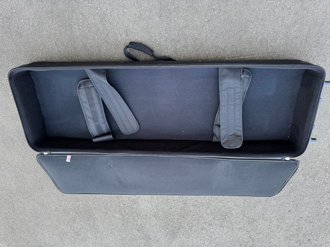 GATORの88鍵電子ピアノ用ケース。ジャンク扱いでお願いします