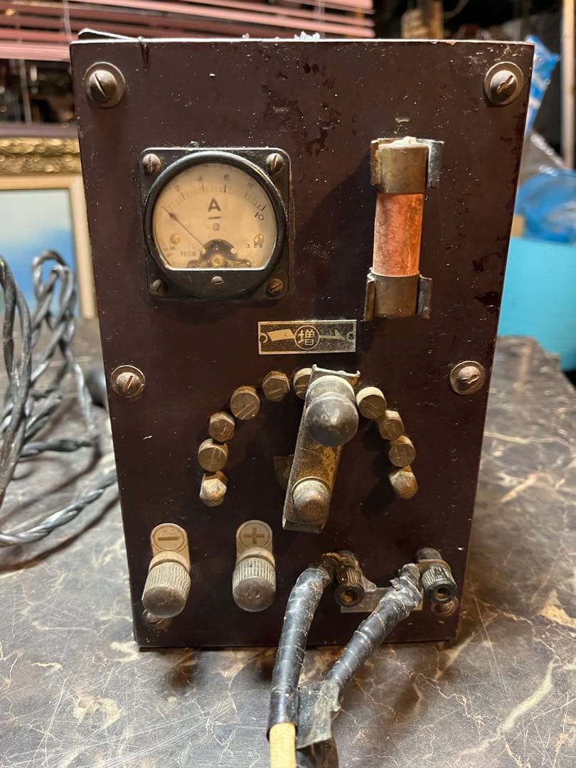 タンガー充電器、アンティーク充電器、 ミリタリー、1900年前半充電器