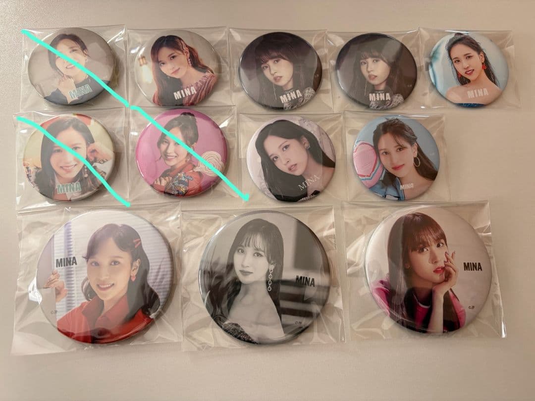 twice ミナ　缶バッチセット