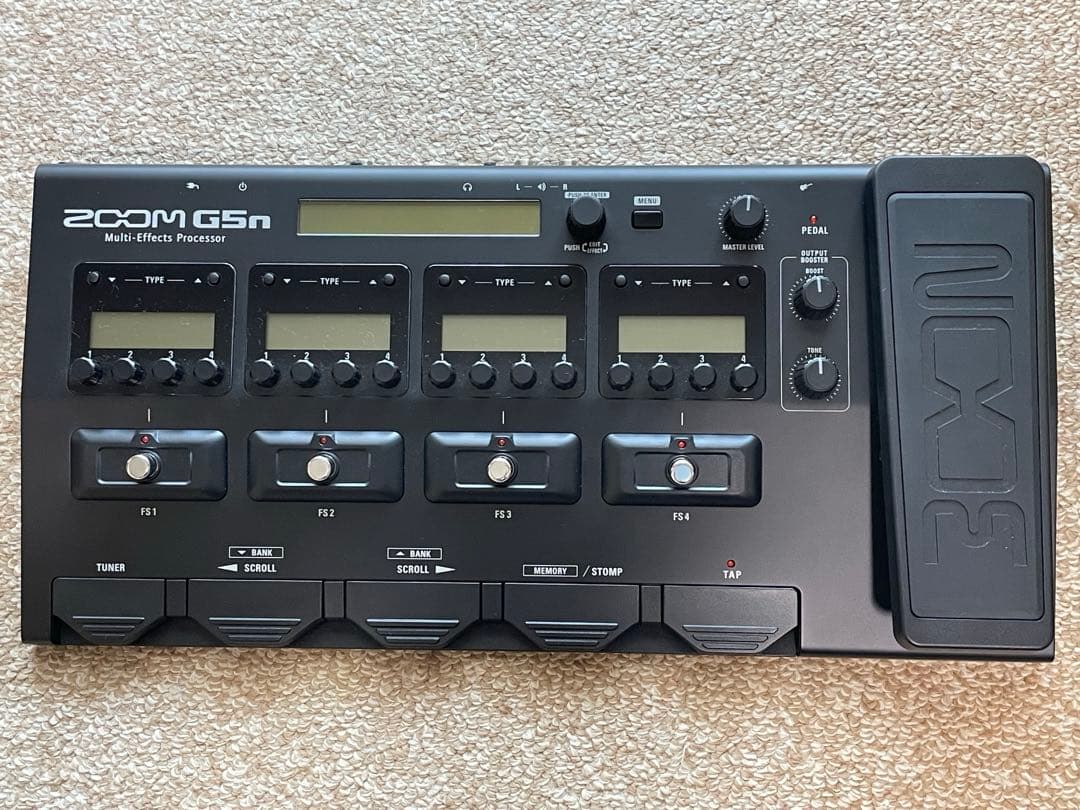 ZOOM G5n ギターエフェクター　専用キャリングケース付き