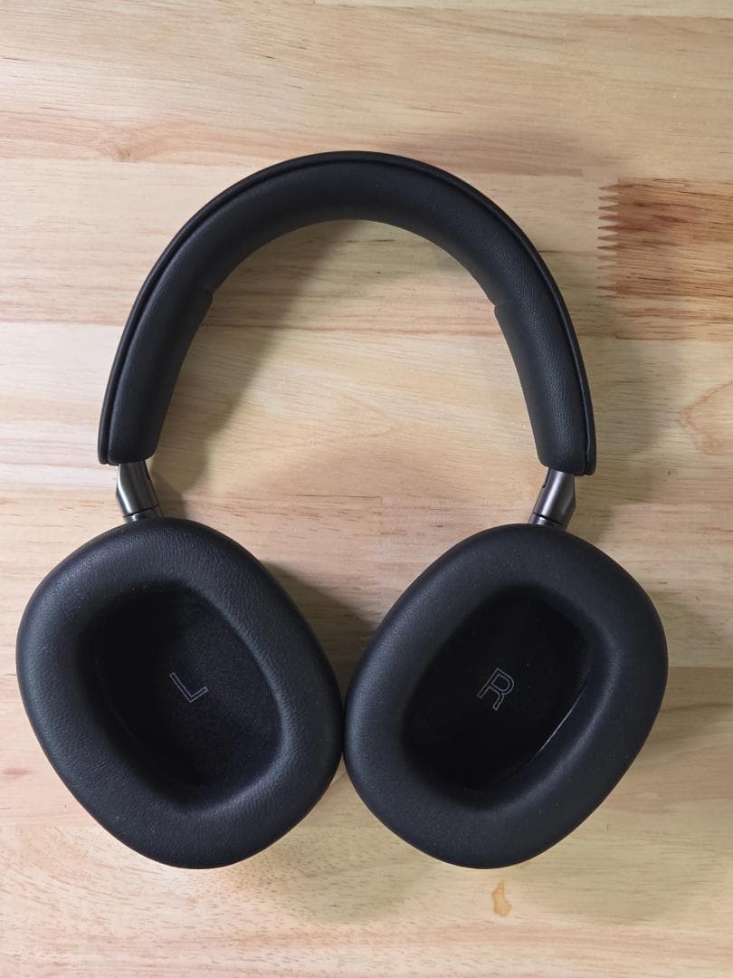 Bowers&Wilkins Px8 ブラック スタンドセット
