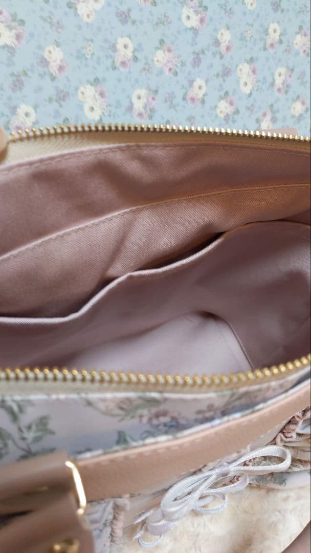 シ*]様 リバティ　セリーヌ　ミストラベンダー　フラップファスナー付フリルトート