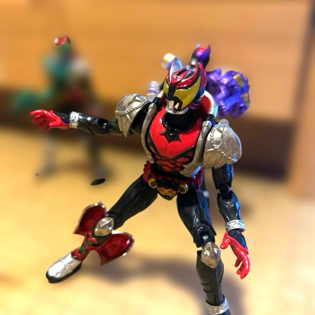 フィギュア　仮面ライダーキバ　装着変身　超合金4体セット売り