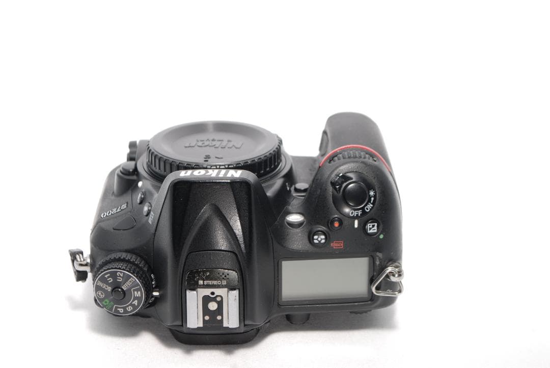 ✨Nikon D7200✨ダブルレンズ✨高速AF &高速連写✨一眼レフカメラ