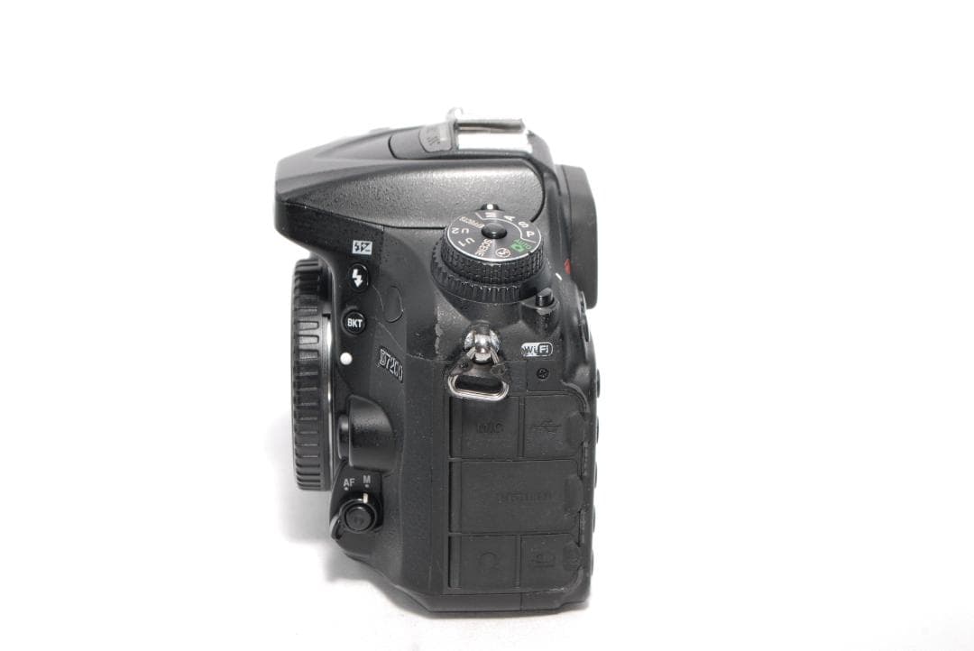 ✨Nikon D7200✨ダブルレンズ✨高速AF &高速連写✨一眼レフカメラ