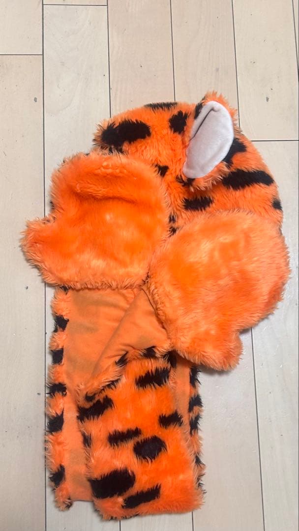 美品ティガー マフラーキャップ ディズニーシー ディズニーランド マフラー