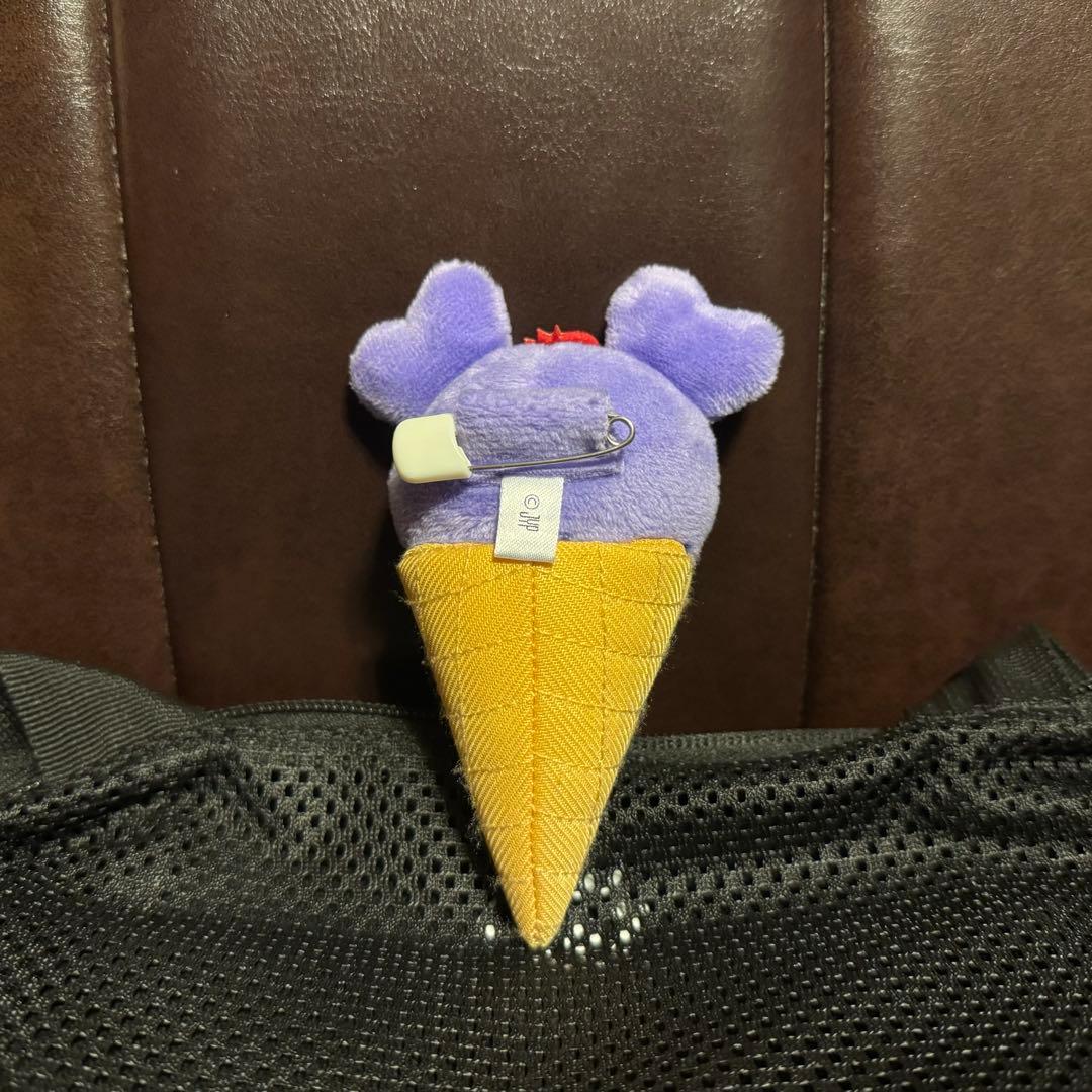 TWICE サナ ポップアップ ベイビーラブリーアイス ぬいぐるみ バッジ