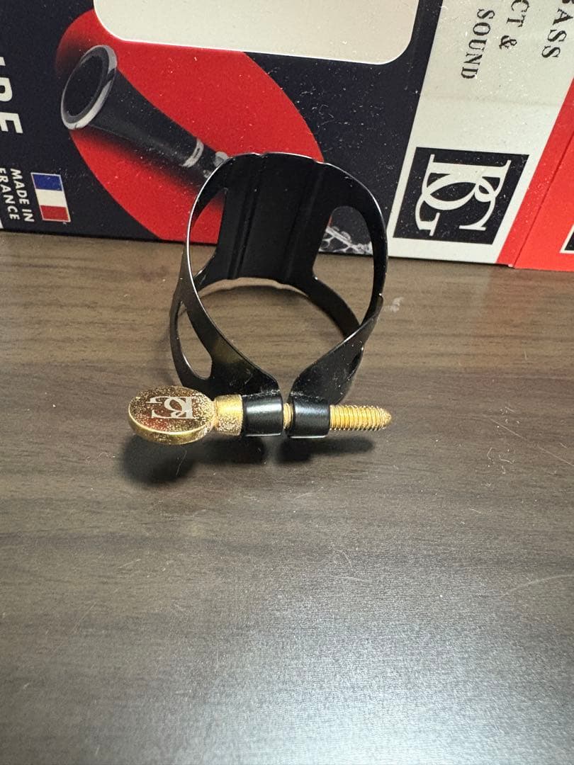 BG バスクラリネットリガチャー　L90B マウスピースキャプ付き