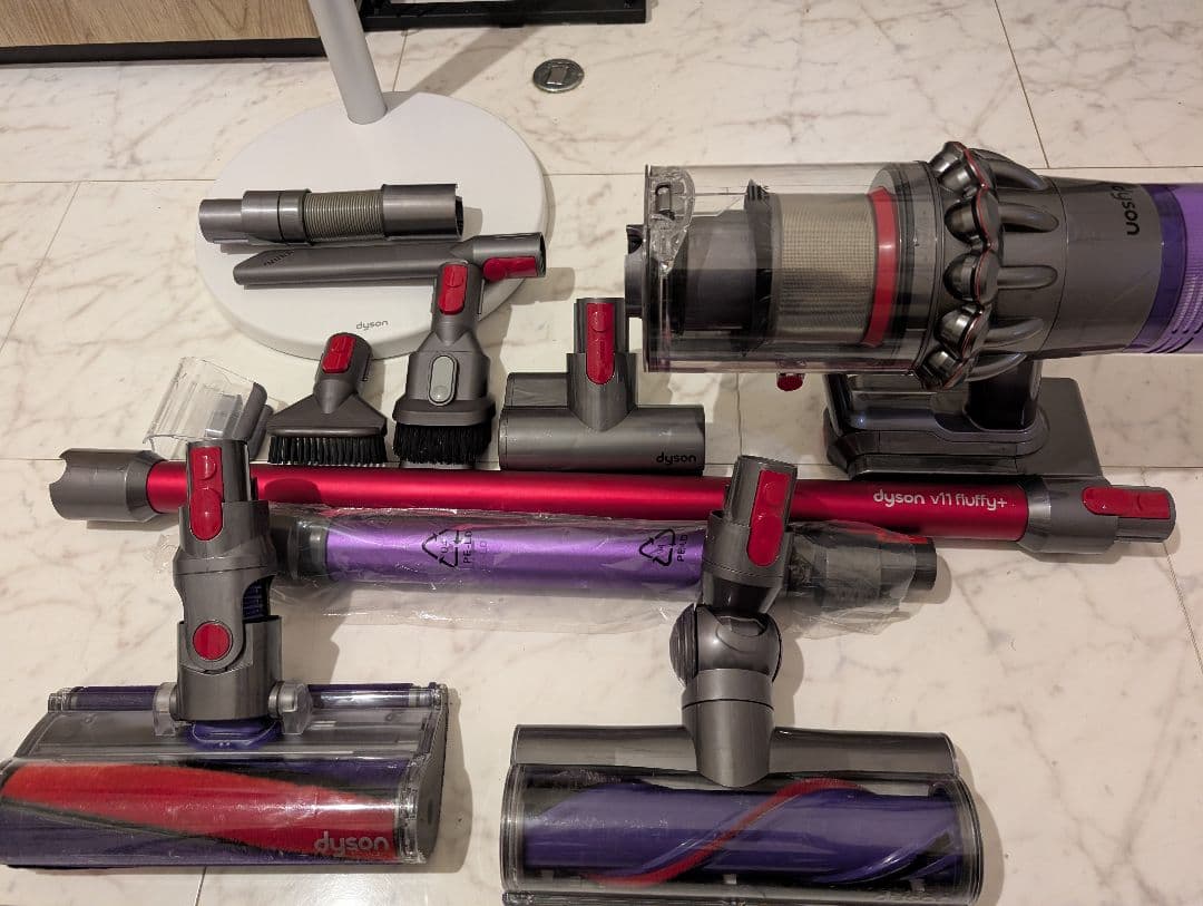 【超豪華・バッテリー良好】ダイソンV11 SV15 Wヘッド&新品スタンド付
