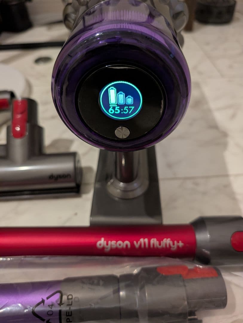 【超豪華・バッテリー良好】ダイソンV11 SV15 Wヘッド&新品スタンド付