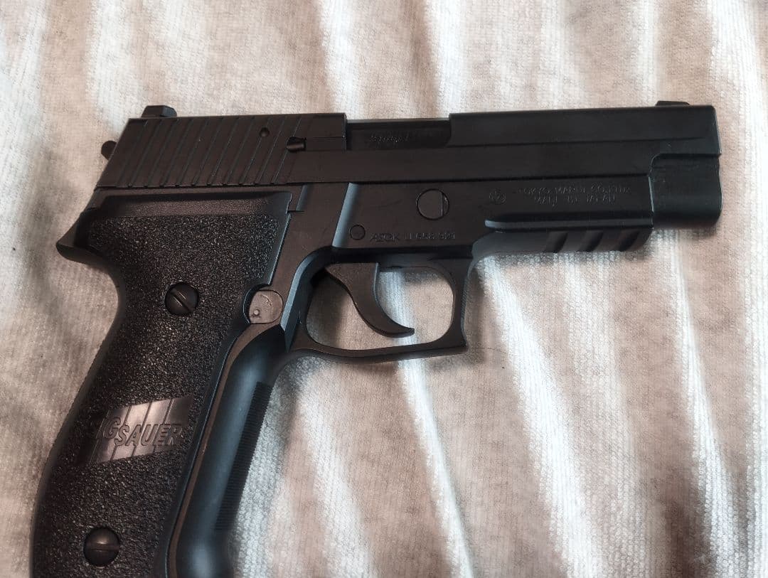 シグ・ザウエル P226 　東京マルイ　ガスガン