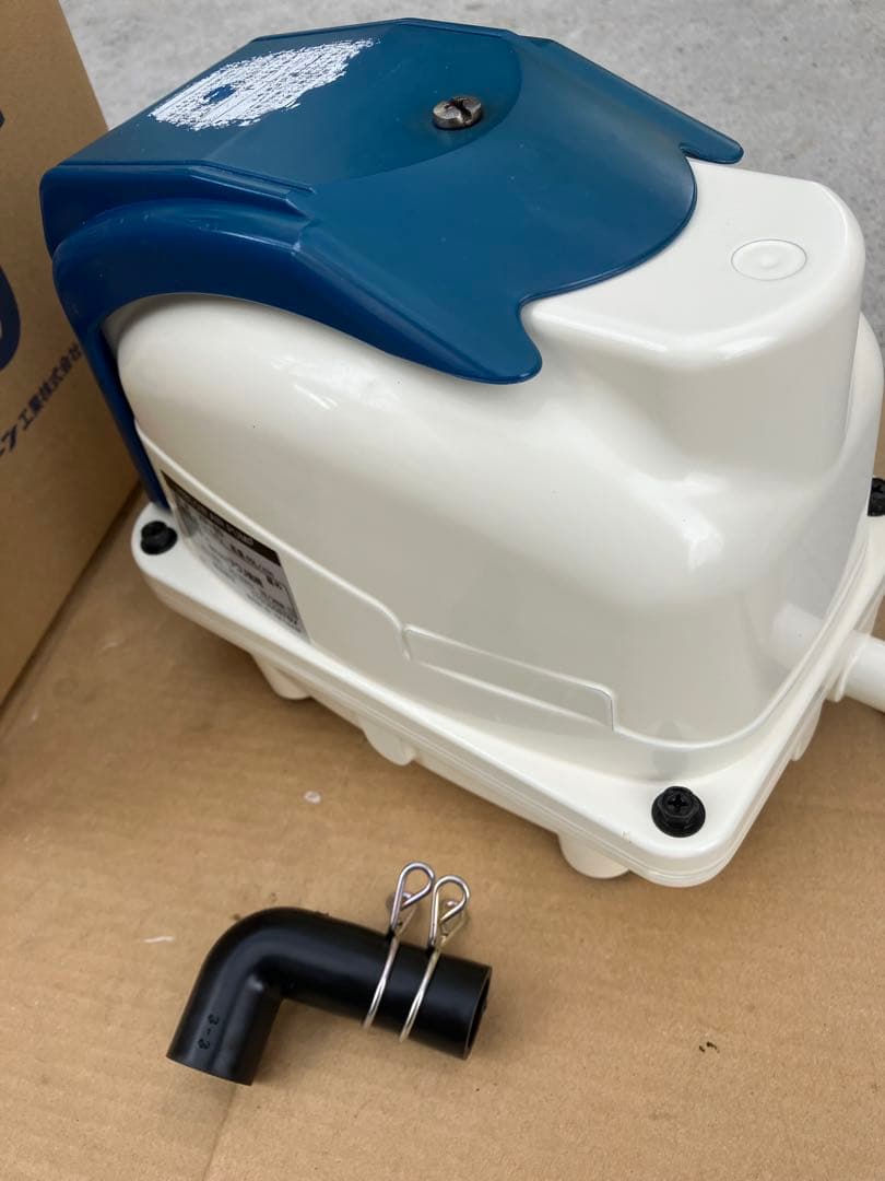 浄化槽ブロワー、水槽エアーポンプ　高槻XP-60