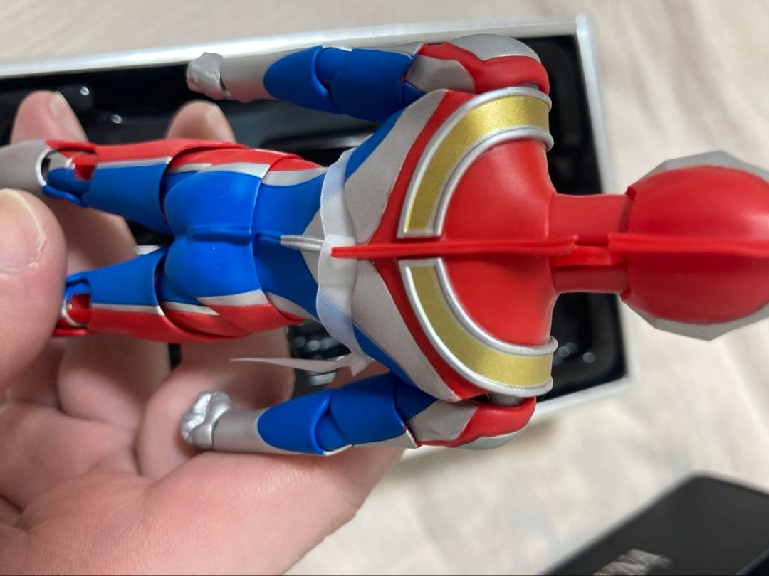 S.H.Figuarts（真骨彫製法）ウルトラマンティガ・ウルトラマンダイナ