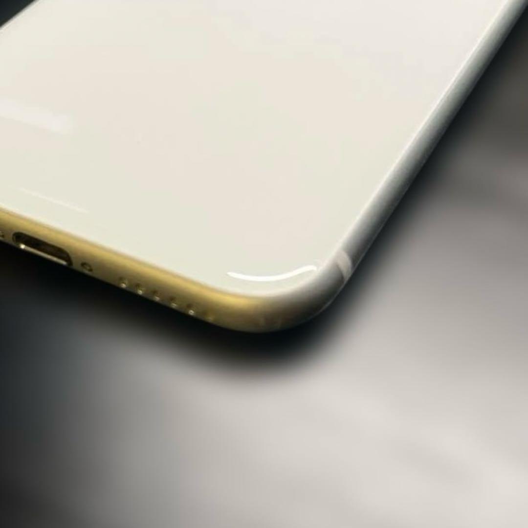 iPhone SE 第2世代 64GB ホワイト SIMフリー 初期化済み