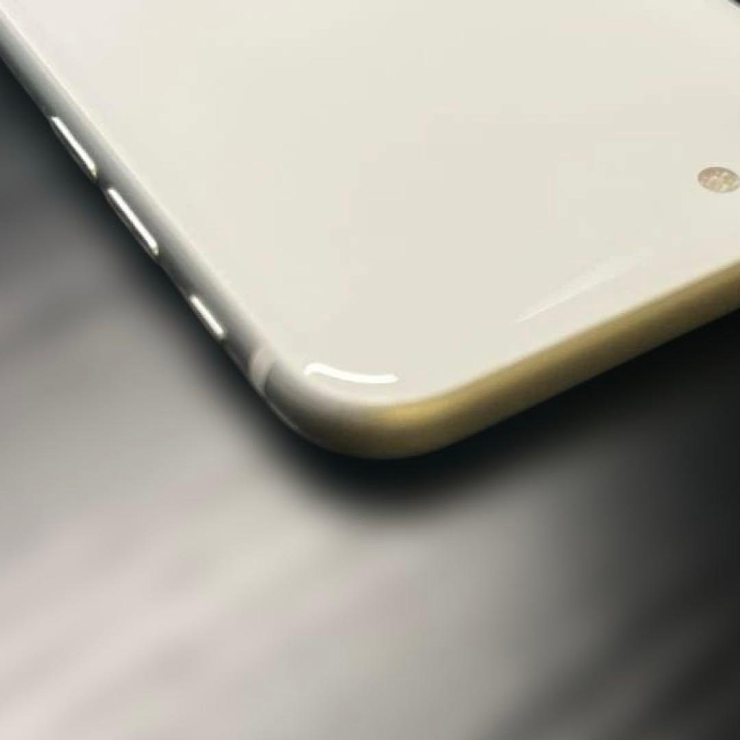 iPhone SE 第2世代 64GB ホワイト SIMフリー 初期化済み