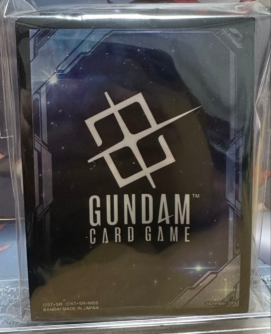 新品未開封　ガンダムカードゲーム スリーブ