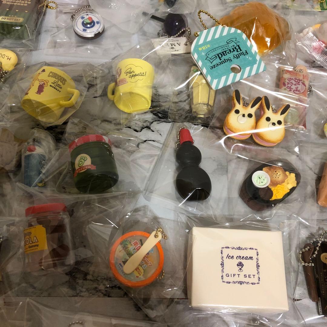 ノンジャンル　ミニチュア　食品　ガチャ　大量　　　冷蔵庫付き