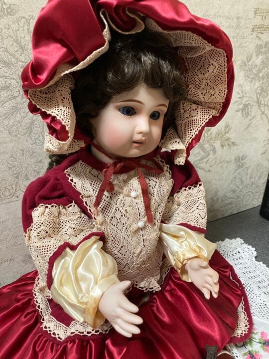 アンティックドール