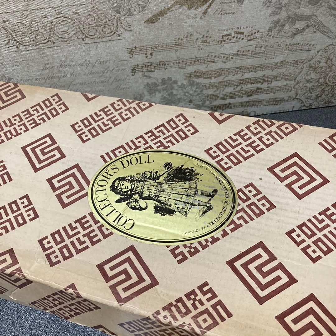 アンティックドール