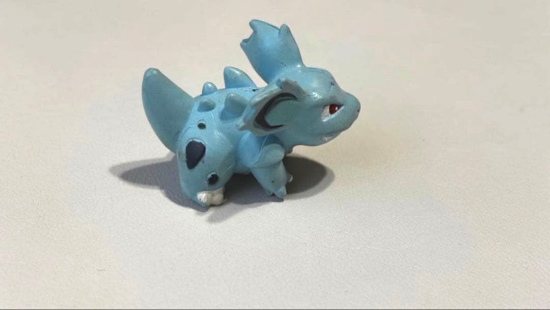 モンコレ　ニドリーナ　ポケモン　フィギュア　激レア　初期