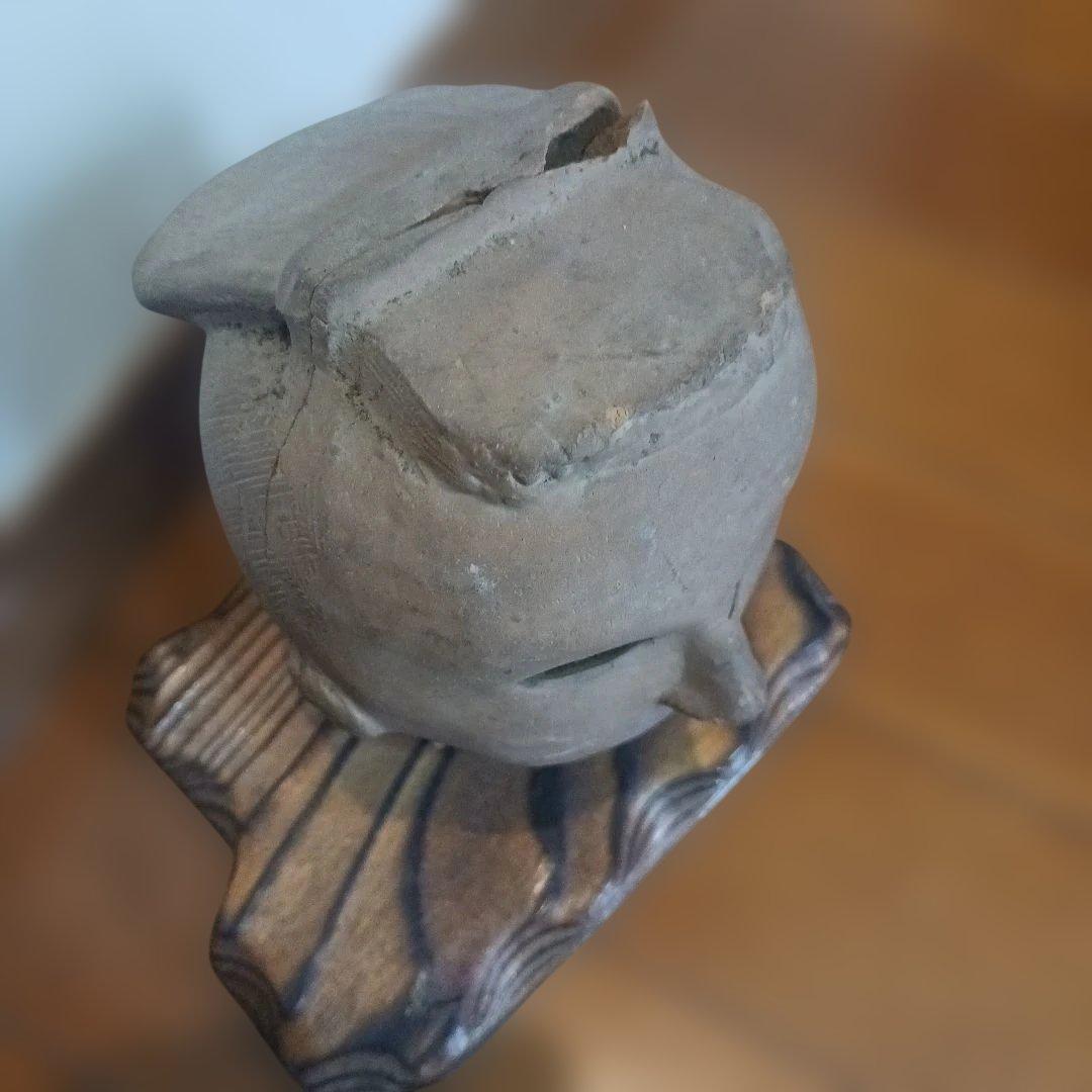 埴輪（はにわ）木製台座付き