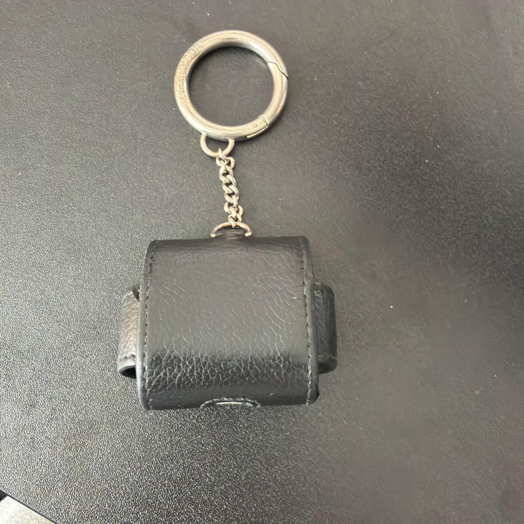 バレンシアガAirPodsProケース