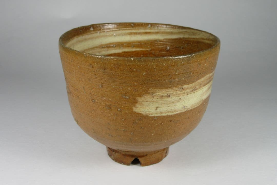 枇杷色の発色！【11代長岡空権（住右衛門）】楽山焼茶碗（共箱、共布、栞コピー）。