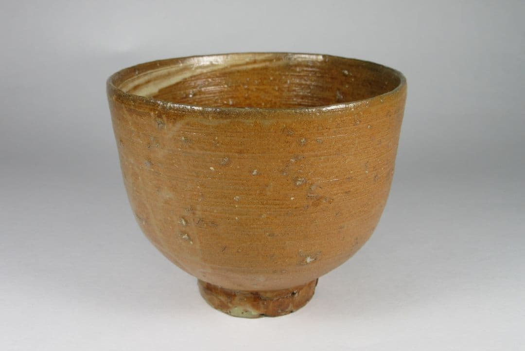 枇杷色の発色！【11代長岡空権（住右衛門）】楽山焼茶碗（共箱、共布、栞コピー）。