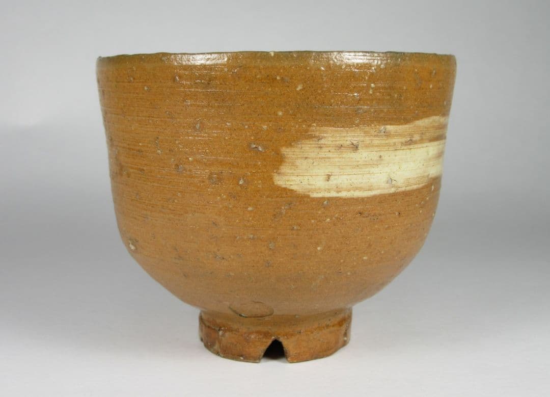 枇杷色の発色！【11代長岡空権（住右衛門）】楽山焼茶碗（共箱、共布、栞コピー）。