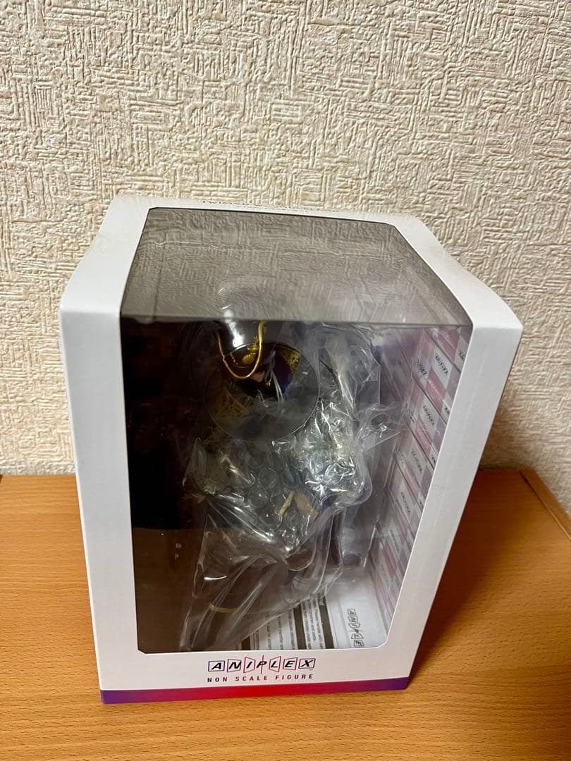 ツイステ　アズール・アーシェングロット　フィギュア　グロリアス・マスカレード