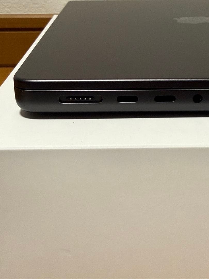 MacBook Pro M3Pro 18GB 1TB 14インチ 美品