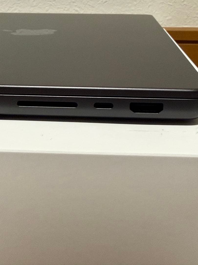 MacBook Pro M3Pro 18GB 1TB 14インチ 美品
