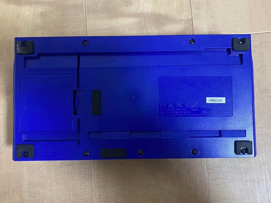 【箱説・ACアダプター付属】BOSS GT-1 エレキギター　マルチエフェクター