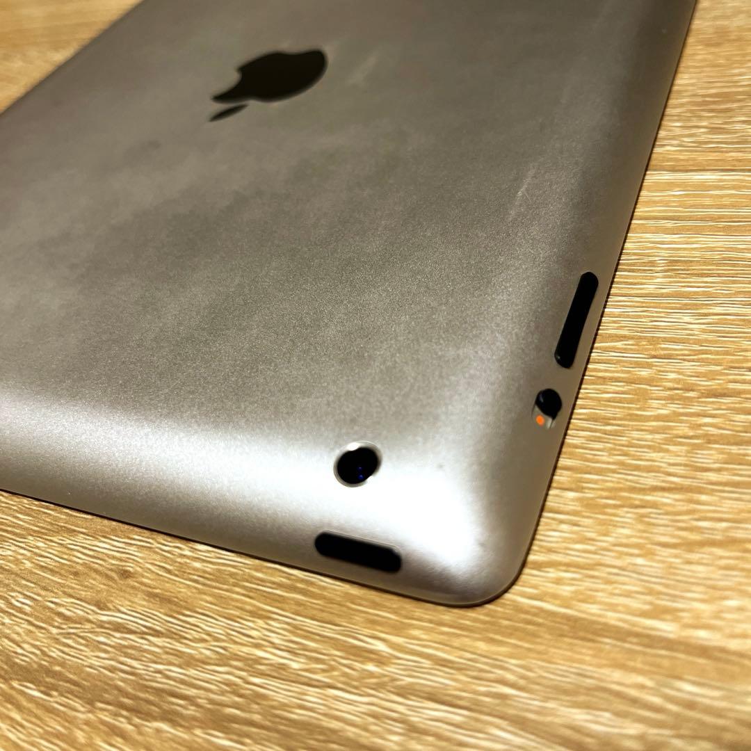 iPad 第4世代 64GB シルバー　MD515J/A
