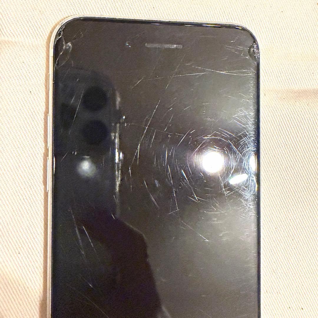 【動作良好】iPhone SE 第2世代 64GB ホワイト