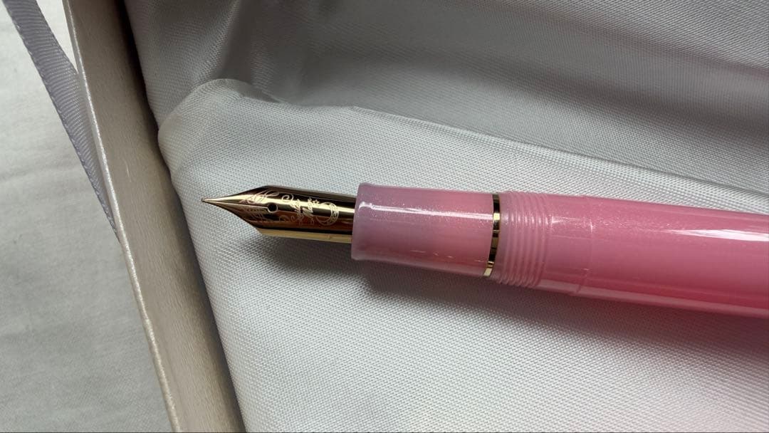 セーラームーン 変装ペン万年筆ファンクラブ限定品