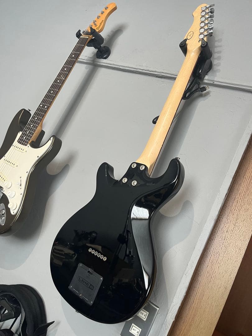 ギター line6 Variax 300