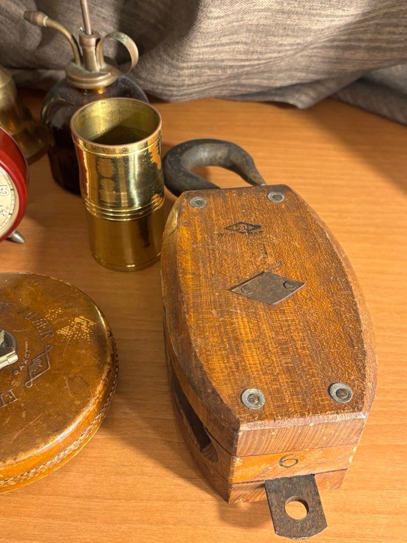 パークシャーマンカレンダー他　真鍮アンティーク雑貨セット