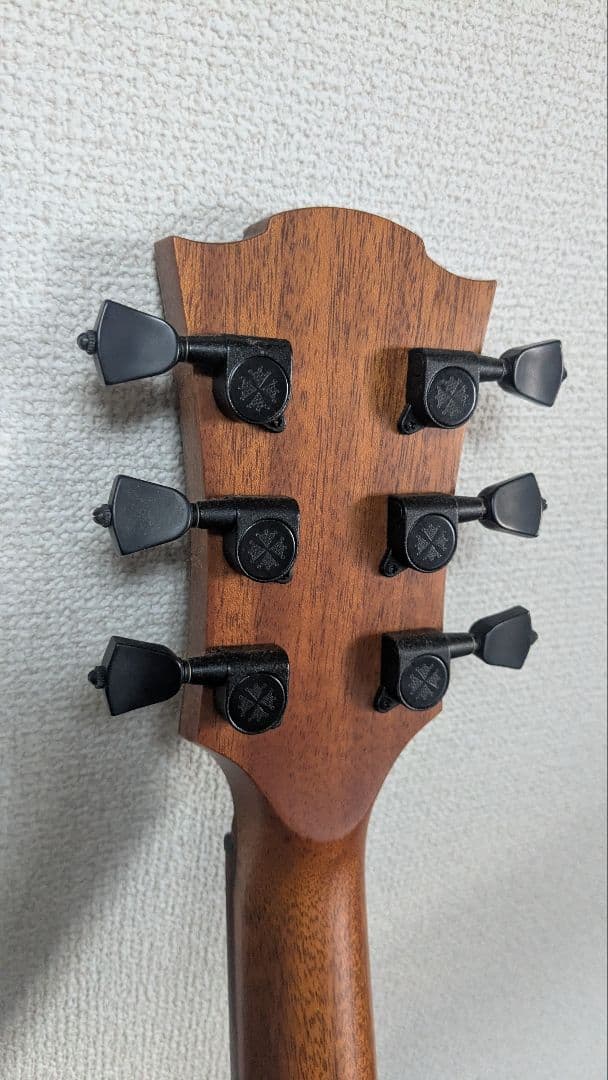 Tramontane T118ASCE アコースティックギター