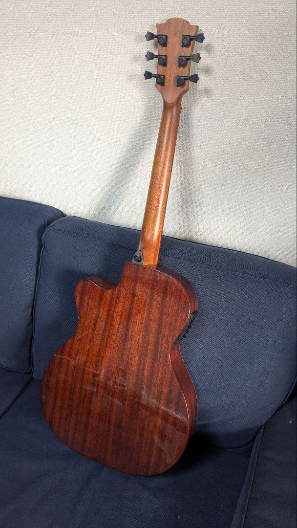 Tramontane T118ASCE アコースティックギター