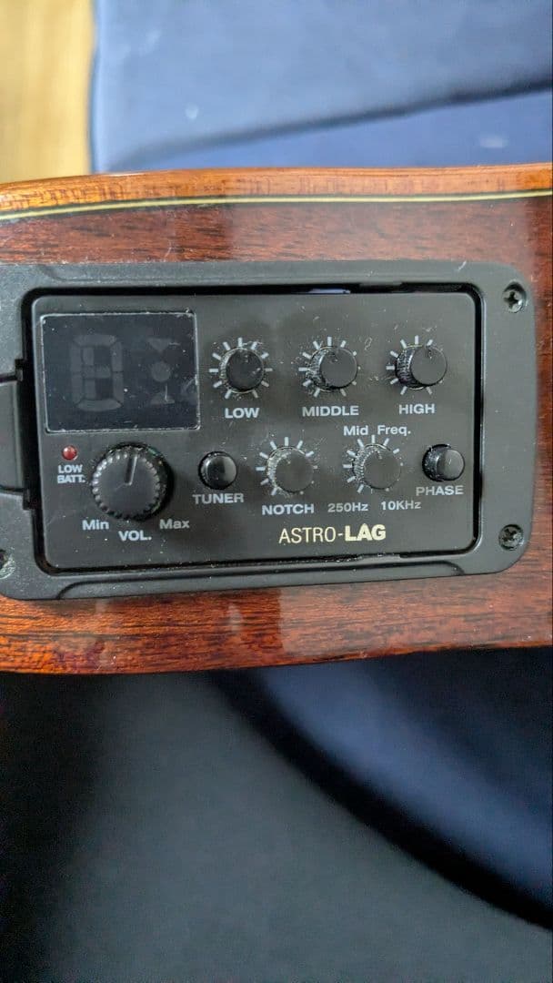 Tramontane T118ASCE アコースティックギター