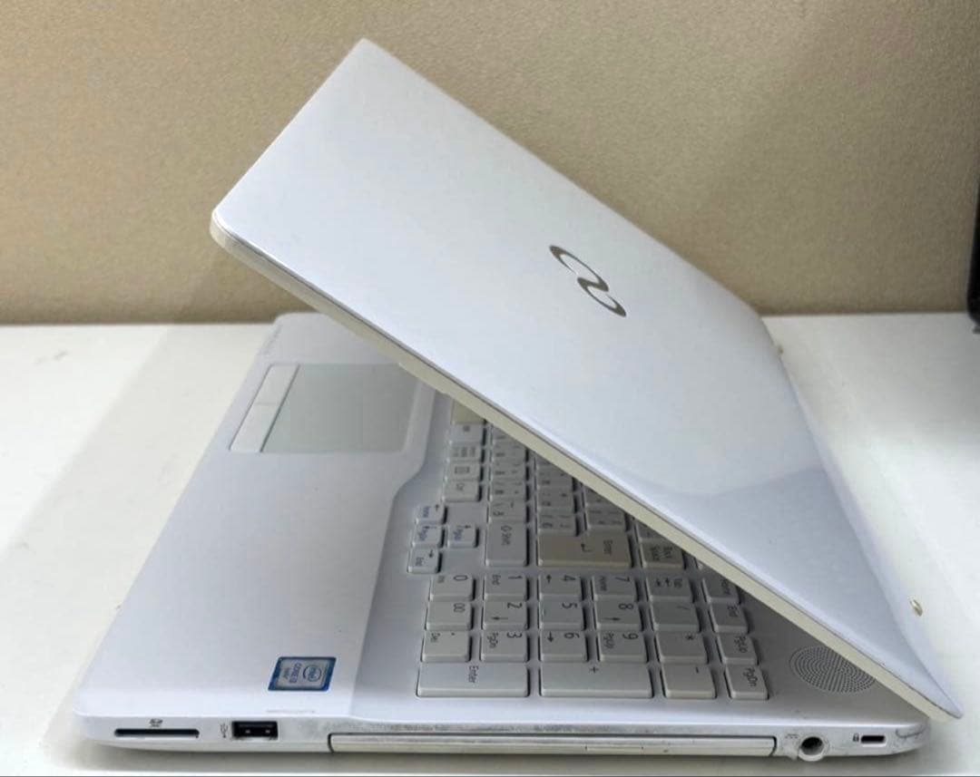 541 お買い得特価‼︎FUJITSU 快適SSD✨ Core i3 Office