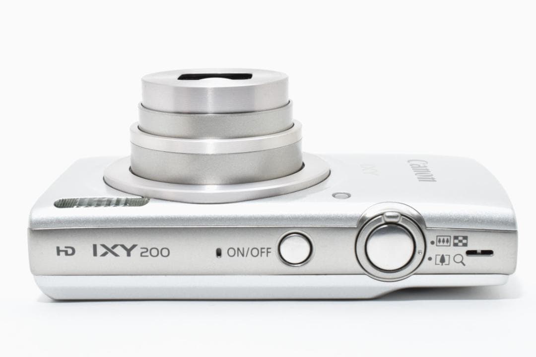 超美品 キヤノン IXY 200 コンパクトデジタルカメラ シルバー Canon