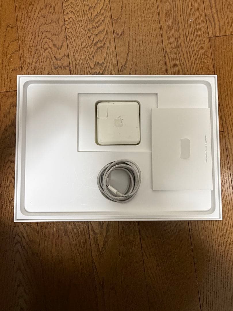 Apple アップル MacBook Pro 13インチ スペースグレイ