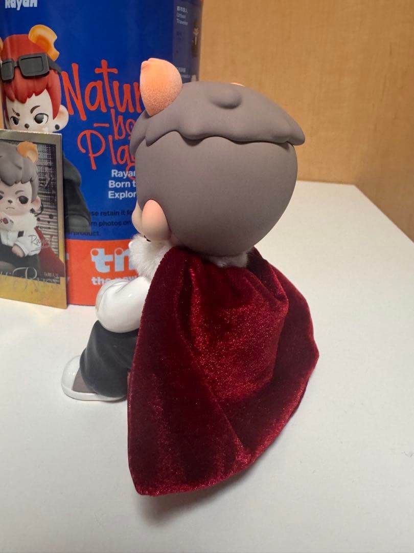 TNT space Boy rayanフィギュア　Self Reign