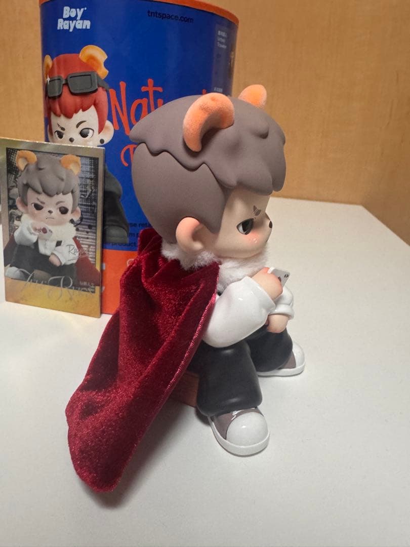 TNT space Boy rayanフィギュア　Self Reign